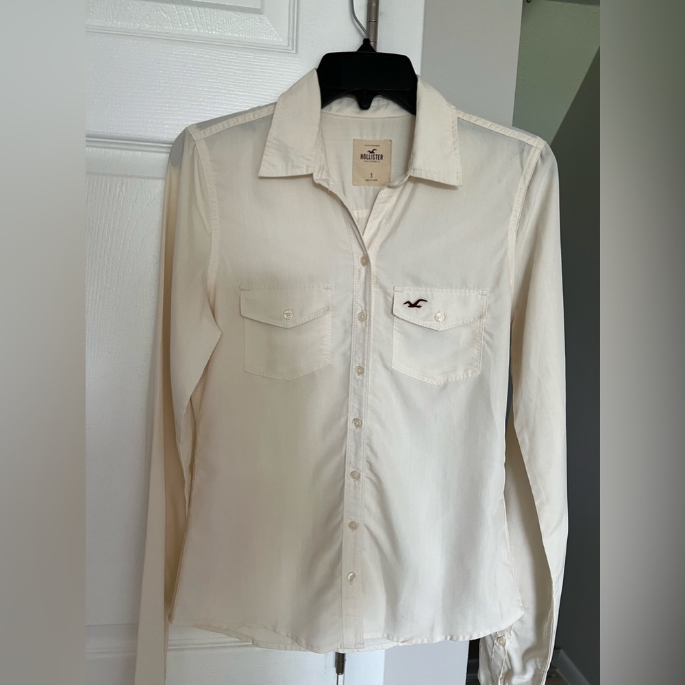 Beautiful Hollister Women Casual Shirt Small Size  75%modal 25%polyester